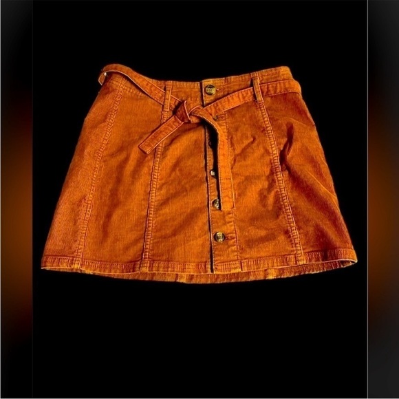 American Eagle Outfitters Dresses & Skirts - size 2 light brown American Eagle Hi-rise A-line corduroy skirt